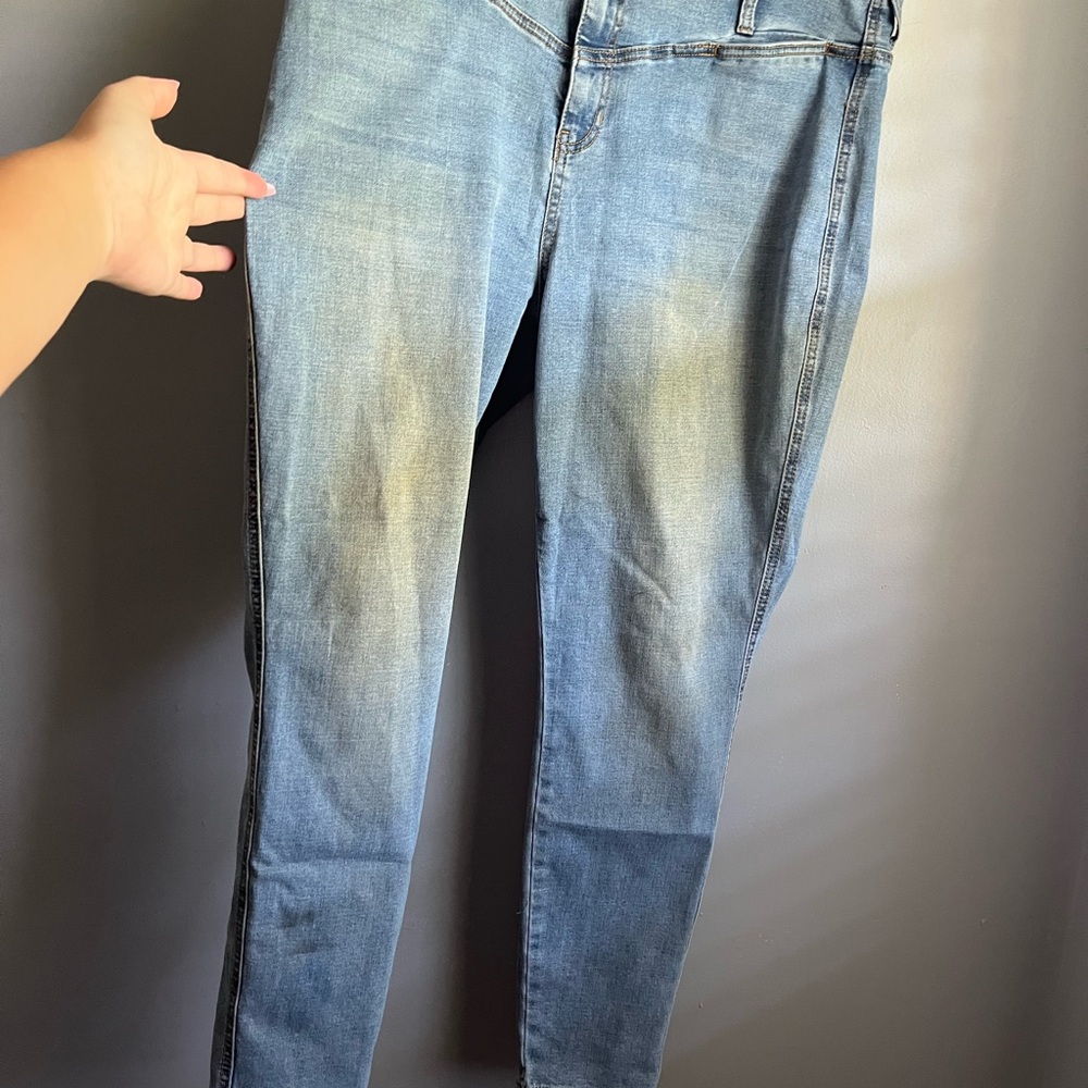Classic Light Blue Women's Skinny Jeans